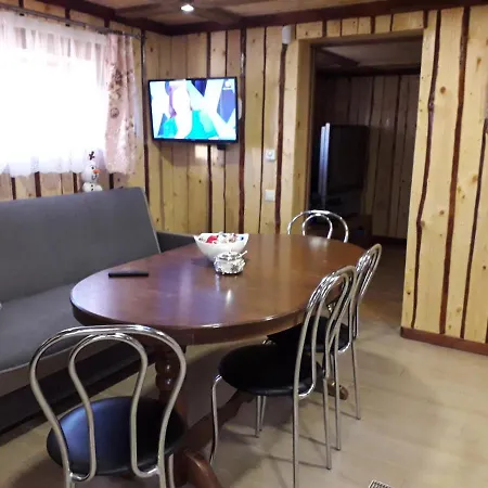 Casa vacanze Pid Goroyu Lazeshchyna