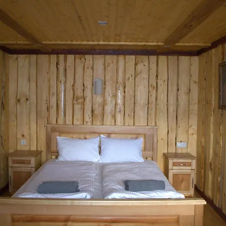 Ferienhaus Pid Goroyu