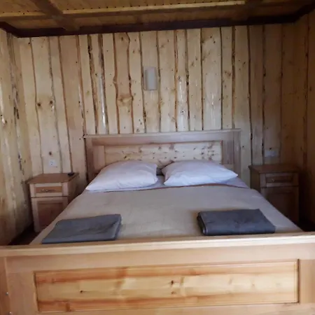 Tatil Evi Pid Goroyu *